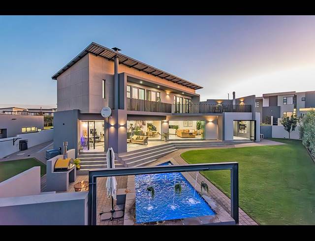 5 BEDROOM HOUSE FOR SALE IN MIDSTREAM RIDGE